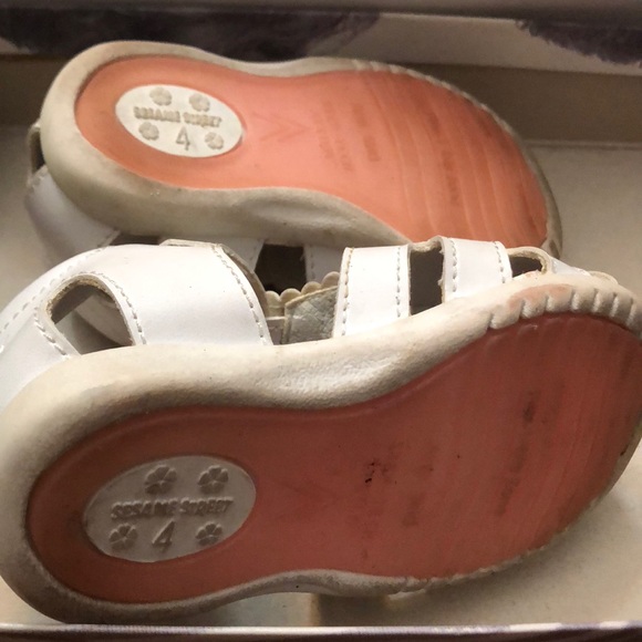 Sesame Street Toddler Shoes - Picture 5 of 5